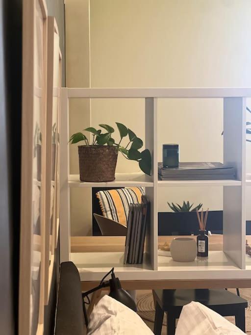 Modern Lux Apartment Downtown 레팀노 외부 사진